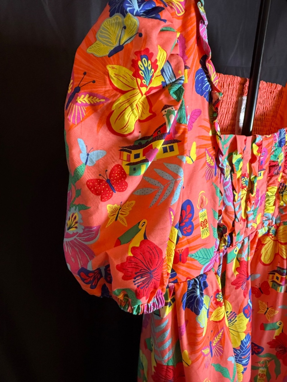 NWT Offical Disney Encanto Dress (Lg)